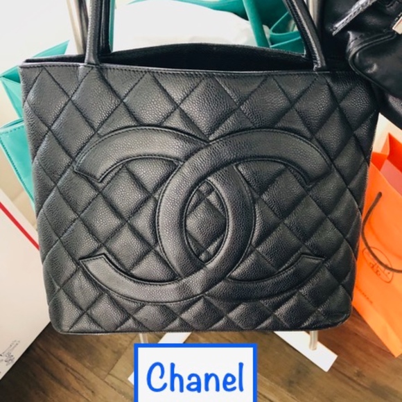 Meet your Posher, Hadria - Picture 5 of 8